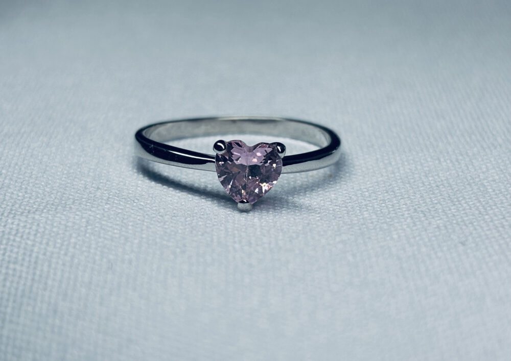Szív alakú pink cirkónia köves ezüst gyűrű