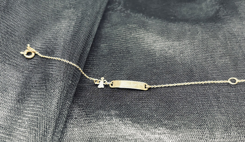 14 karátos arany baba névkarkötő – 11-13 cm, 1,2 g GRAVÍROZHATÓ