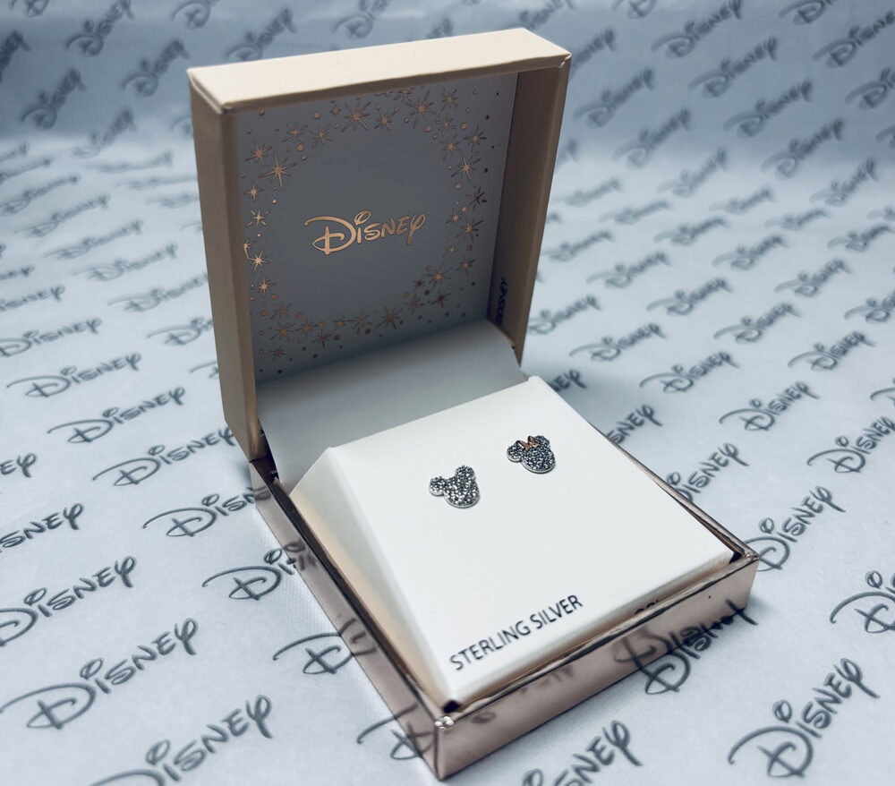 Disney ezüst fülbevaló szett – Mickey és Minnie csillogása