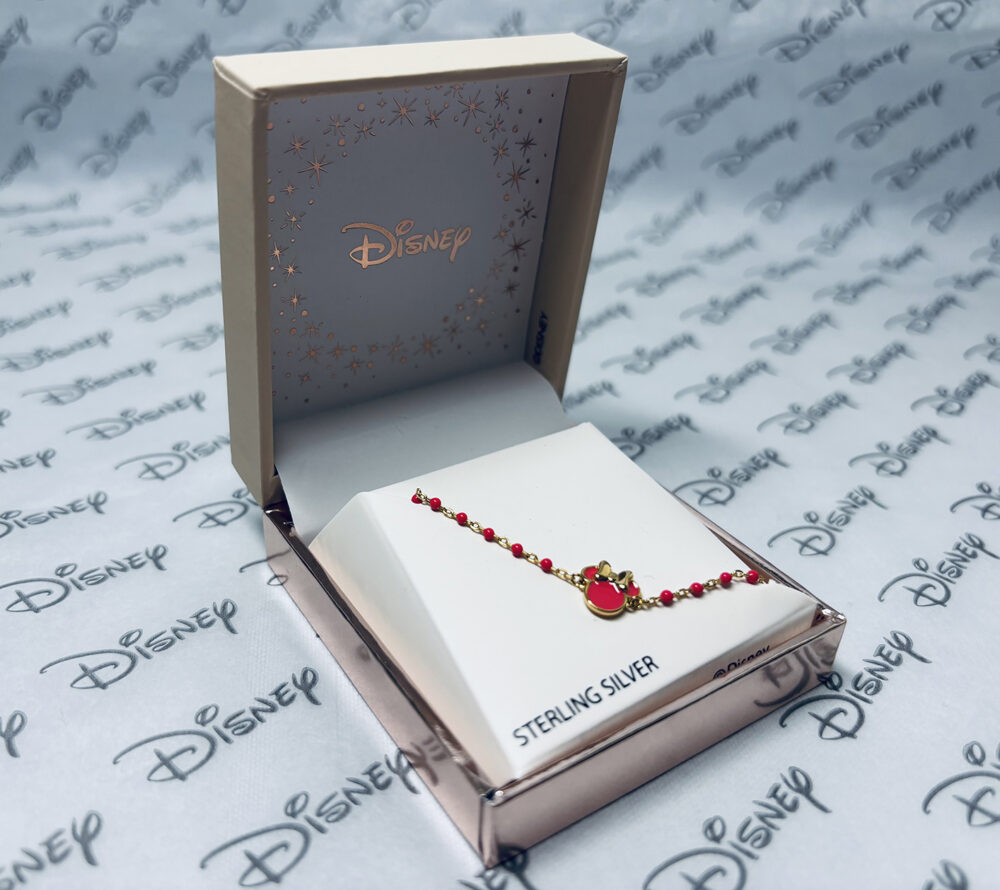 Disney ezüst karkötő – Pink Minnie báj